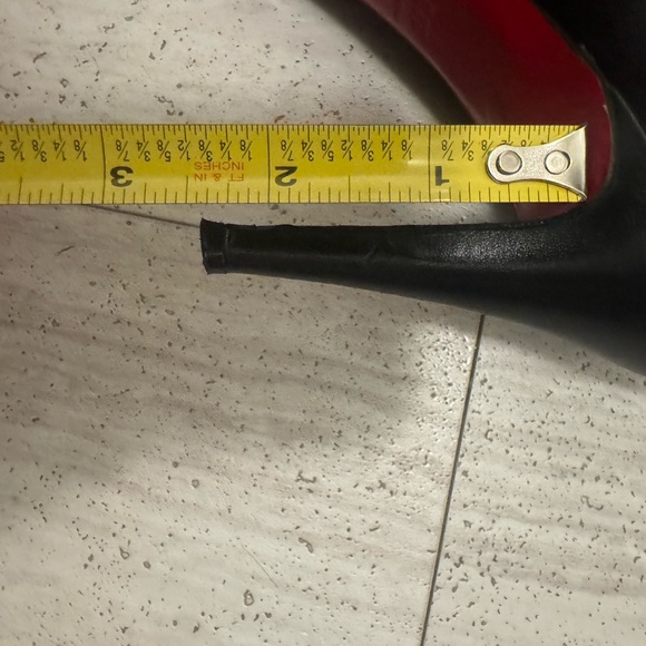 christian louboutin boots. size 8.5 - Picture 7 of 8